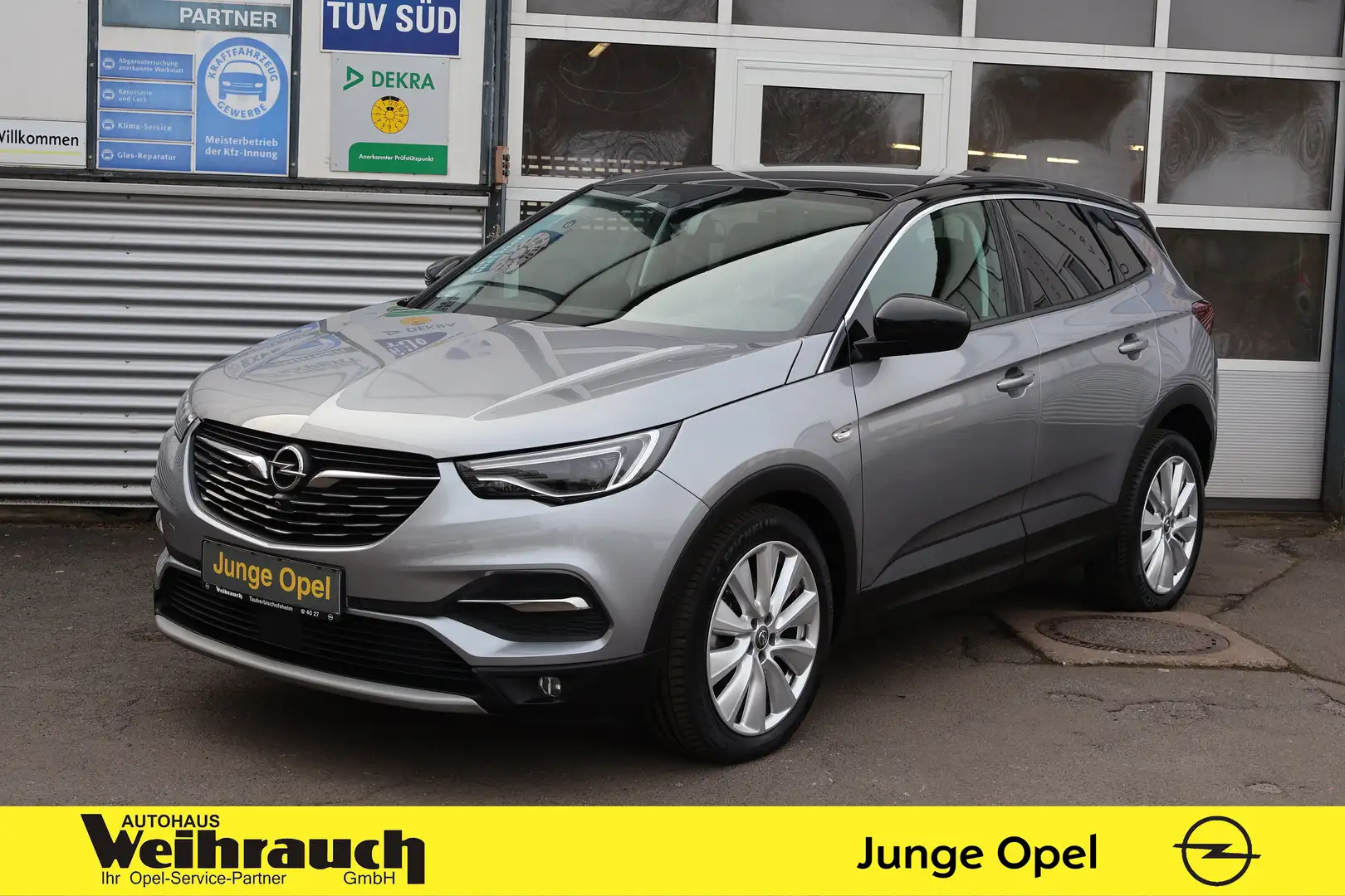 Opel Grandland X 2.0 Diesel AT8 Ultimate+ACC+Pano-Da+ Grau - 1