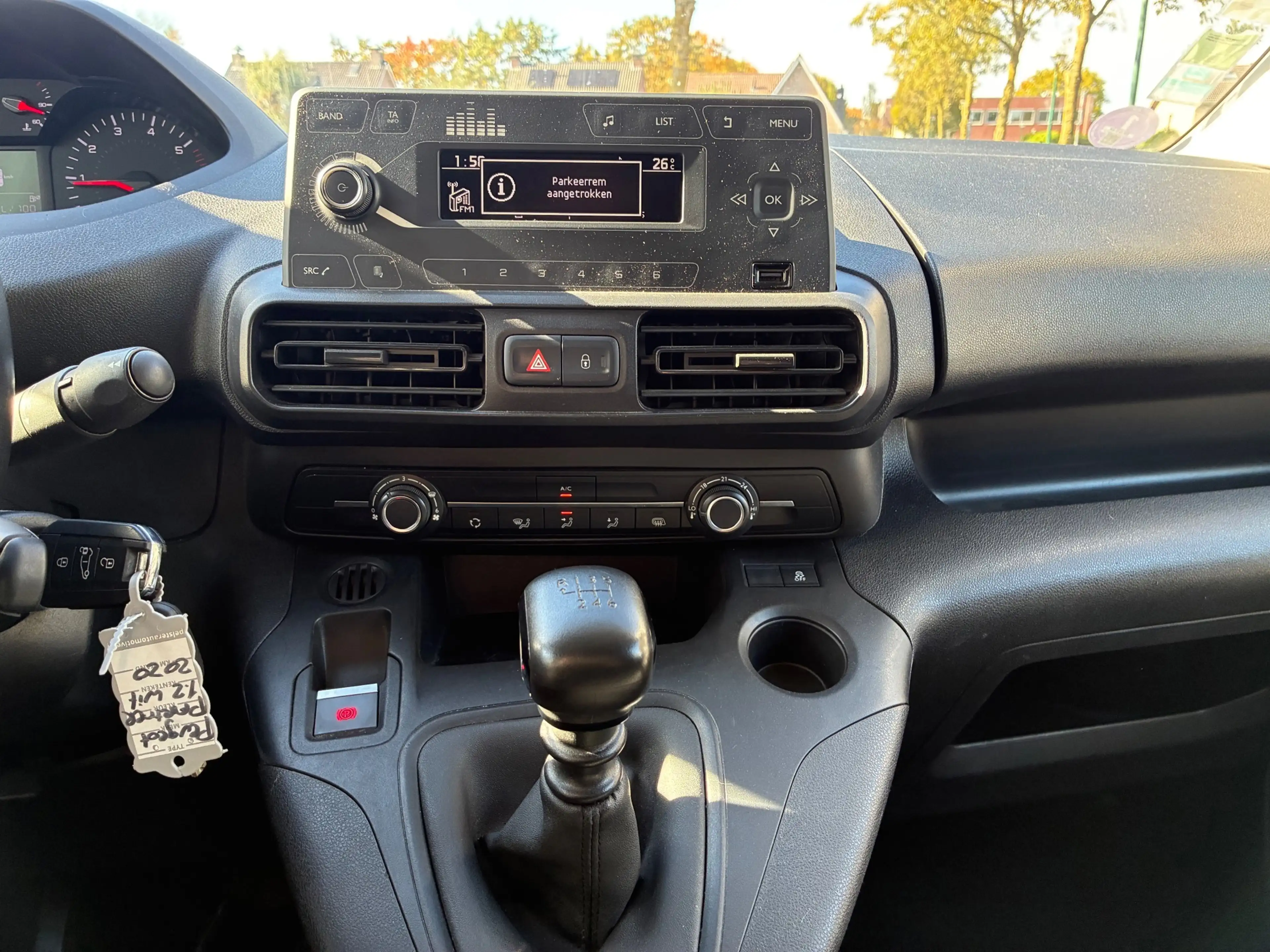 Peugeot Partner 1.2 PureTech Pro, BTW/BPM VRIJ! — photo 11