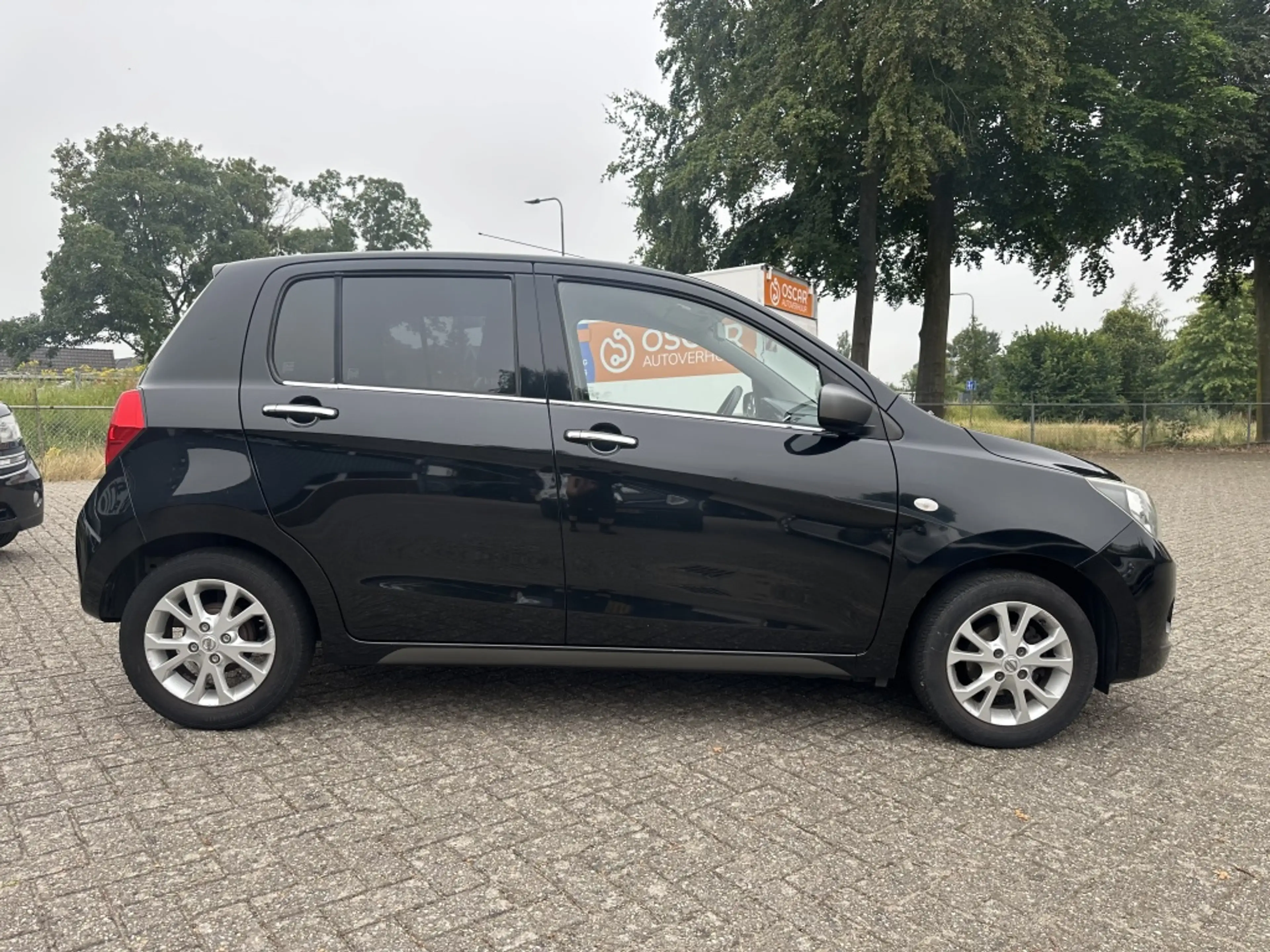 Suzuki Celerio 1.0 Exclusive Zwart 5 Deurs Led Bluetooth — photo 10