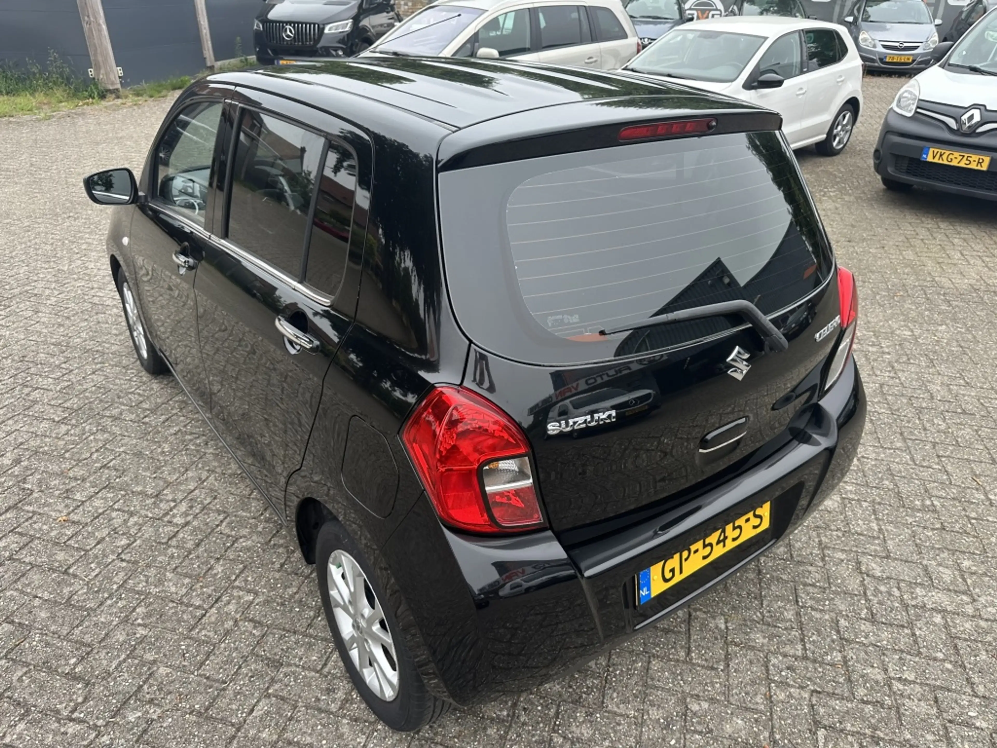 Suzuki Celerio 1.0 Exclusive Zwart 5 Deurs Led Bluetooth — photo 8