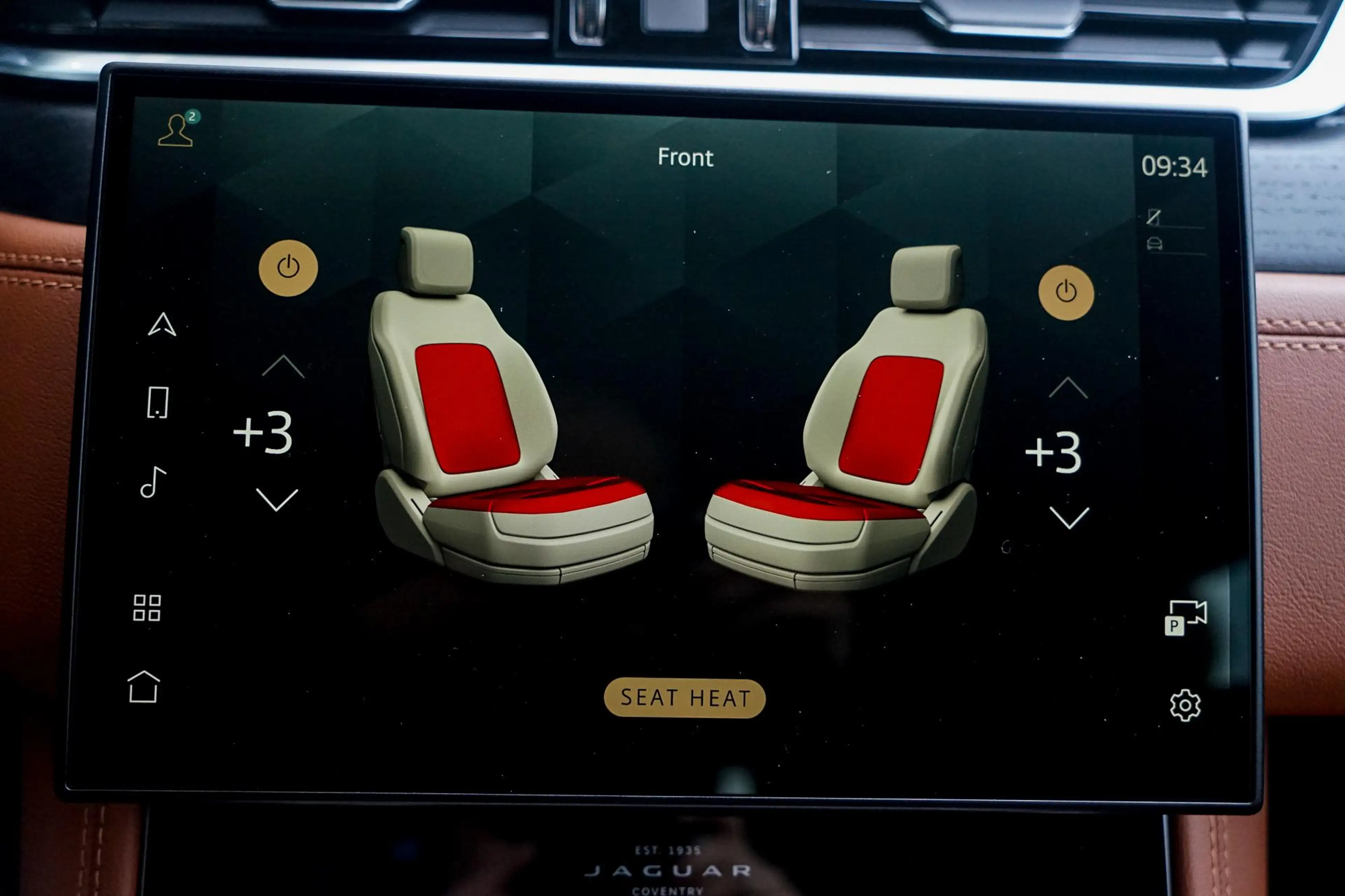 Jaguar F-Pace P400e R-Dynamic SE | Meridian Audio | Panoramisch — photo 12