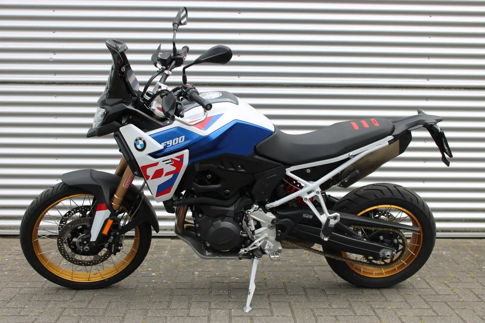 BMW F 900 GS Wit - 2
