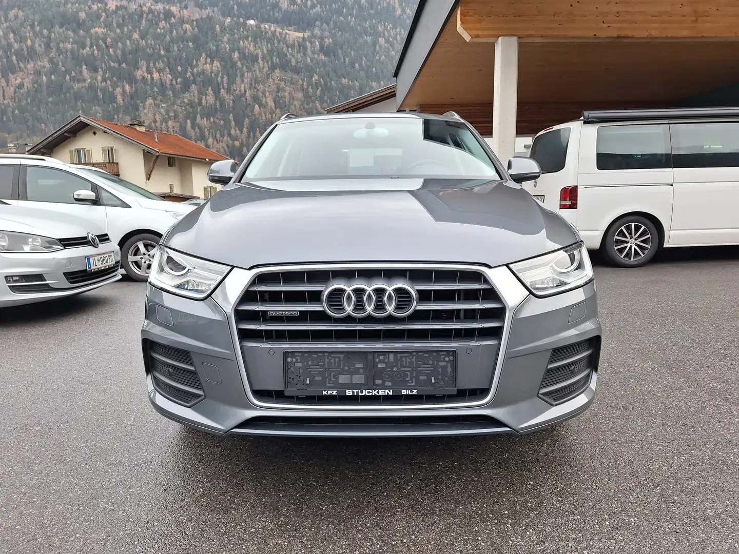 Audi Q3 sport quattro Grau - 2