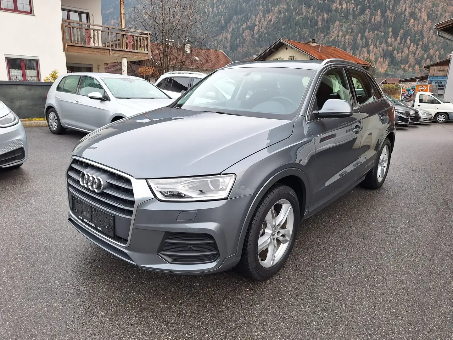 Audi Q3 sport quattro Grau - 1