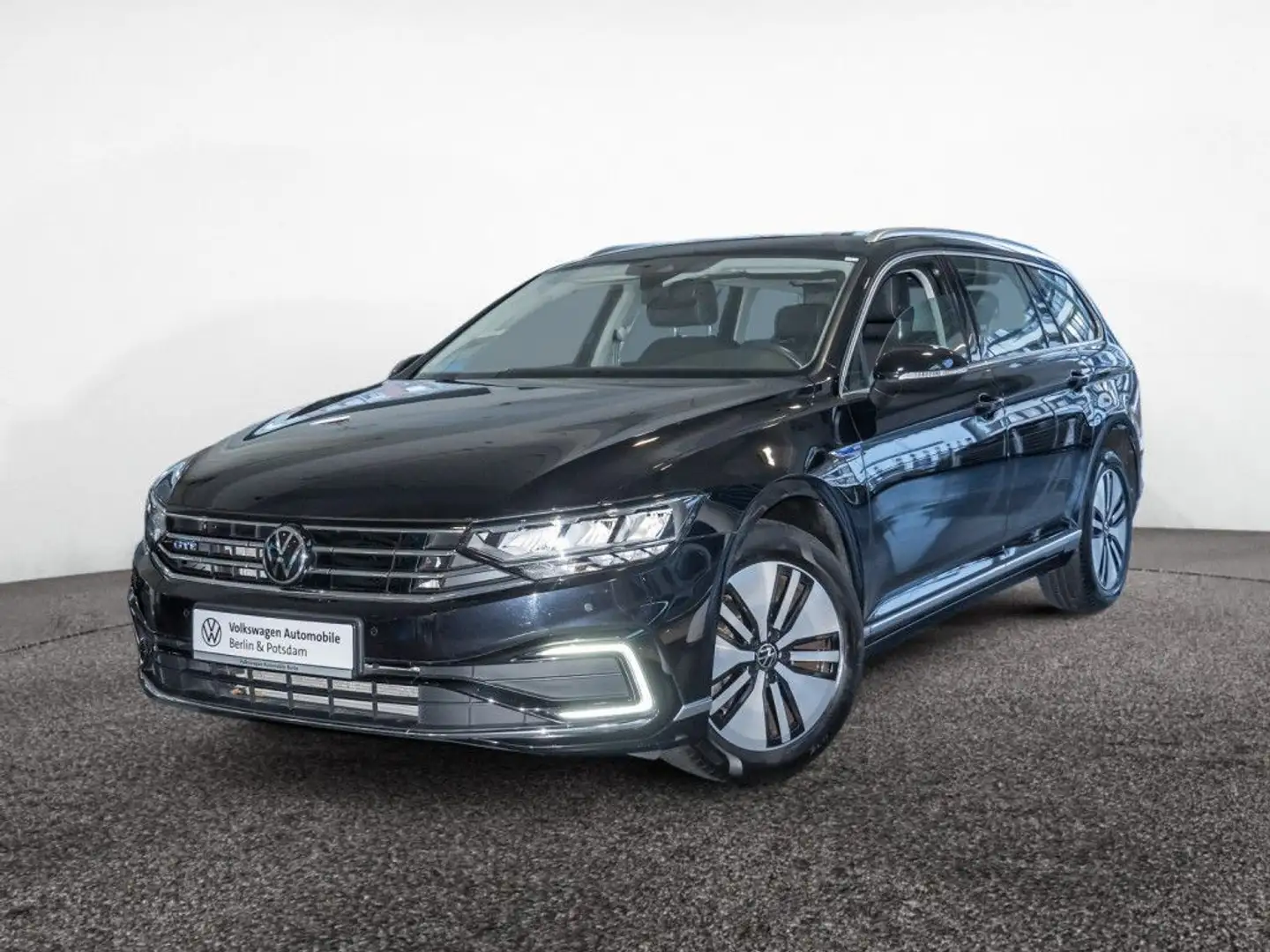 Volkswagen Passat Variant 1.4 TSI Hybrid GTE Navi ACC LED Schwarz - 2