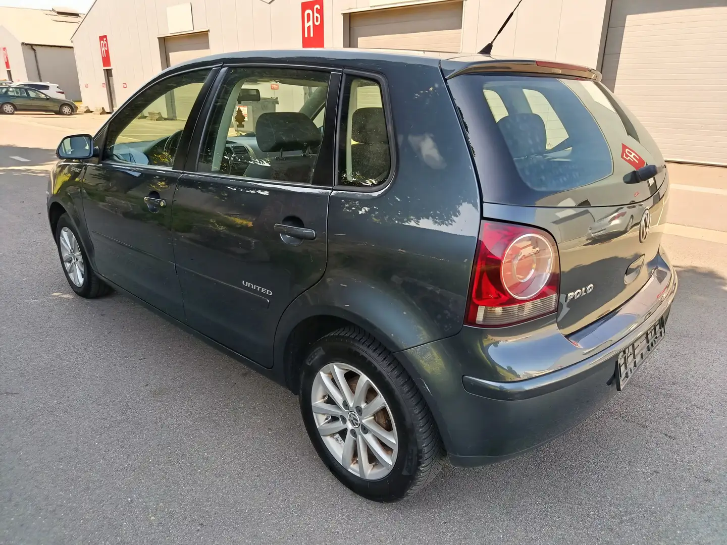 Volkswagen Polo Polo 1.2i United Grey - 2