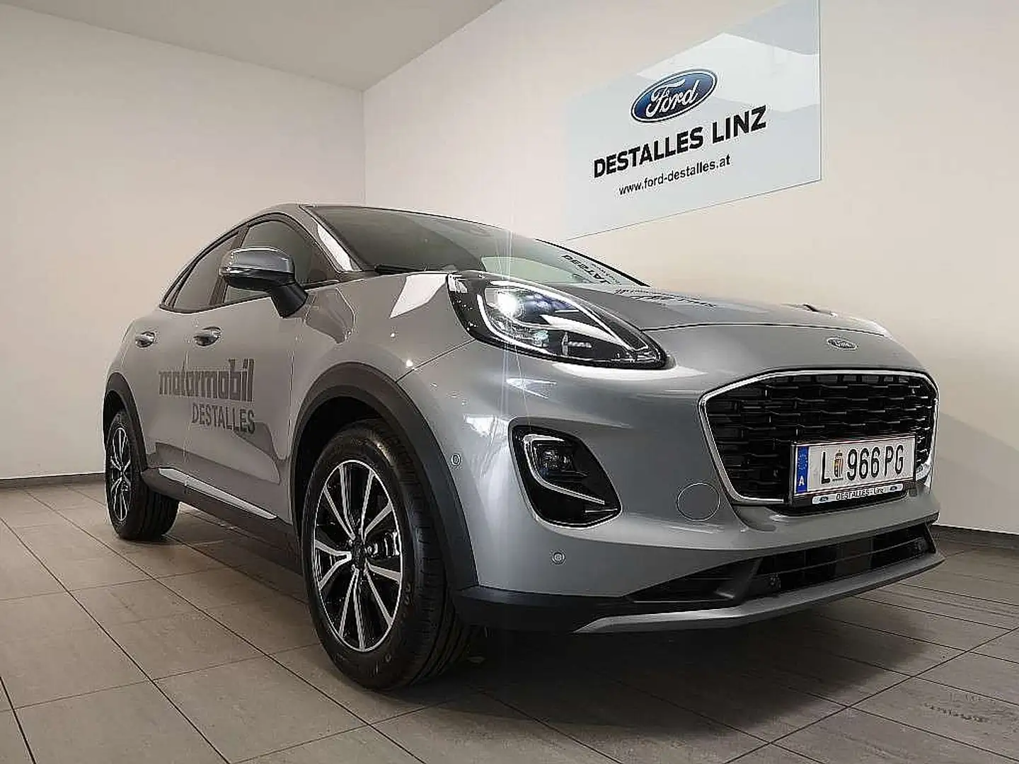Ford Puma 1,0 EcoBoost Hybrid Titanium Silber - 1