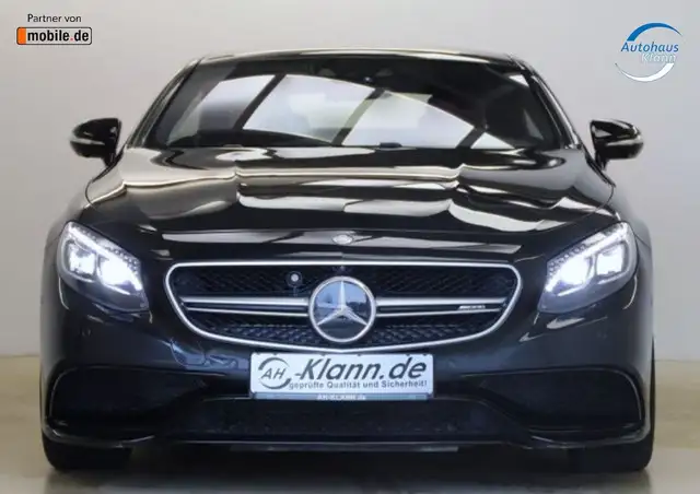 Mercedes-Benz S-Class view 2