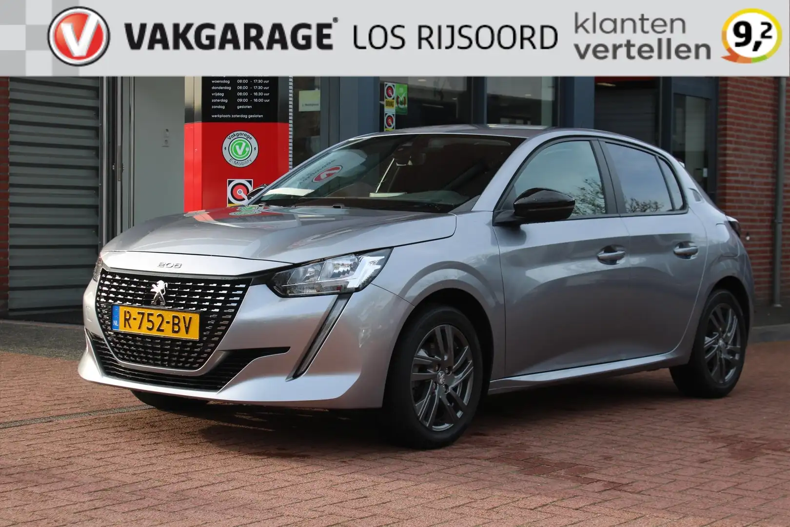 Peugeot 208 1.2 PureTech *Active* | Carplay | Navigatie | Crui Gris - 1