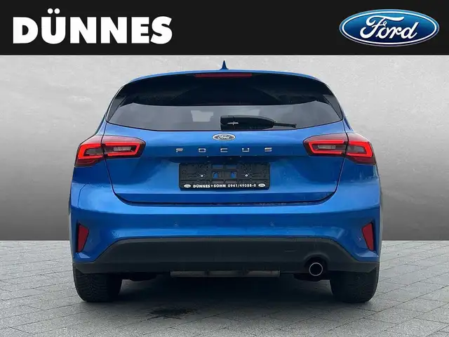 Ford Focus view 7