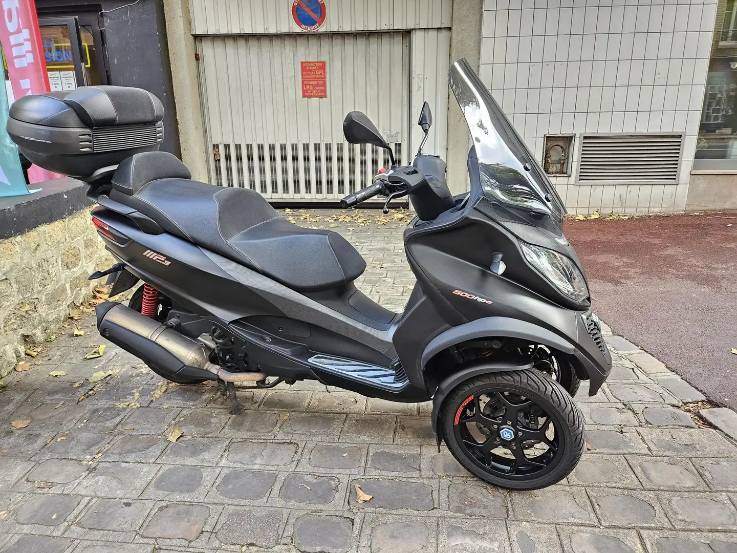 Piaggio MP3 500 Noir - 1