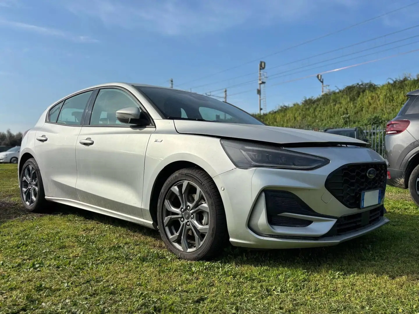 Ford Focus 1.0 EcoBoost Hybrid 125 CV 5p. ST Line Plateado - 1