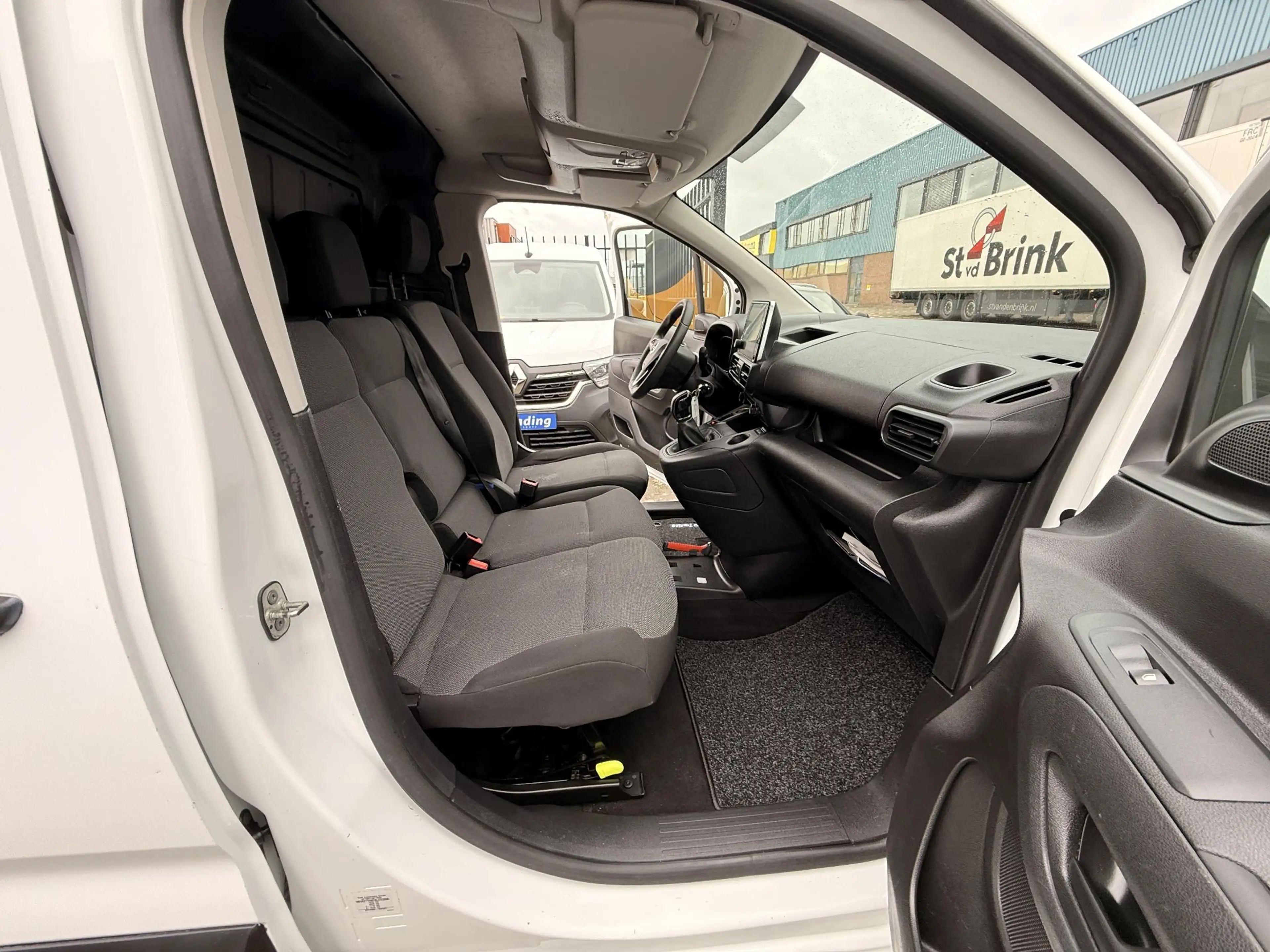 Opel Combo 1.5D L1H1 Edition 3-Zitplaatsen Imperiaal Airco Ap — photo 10