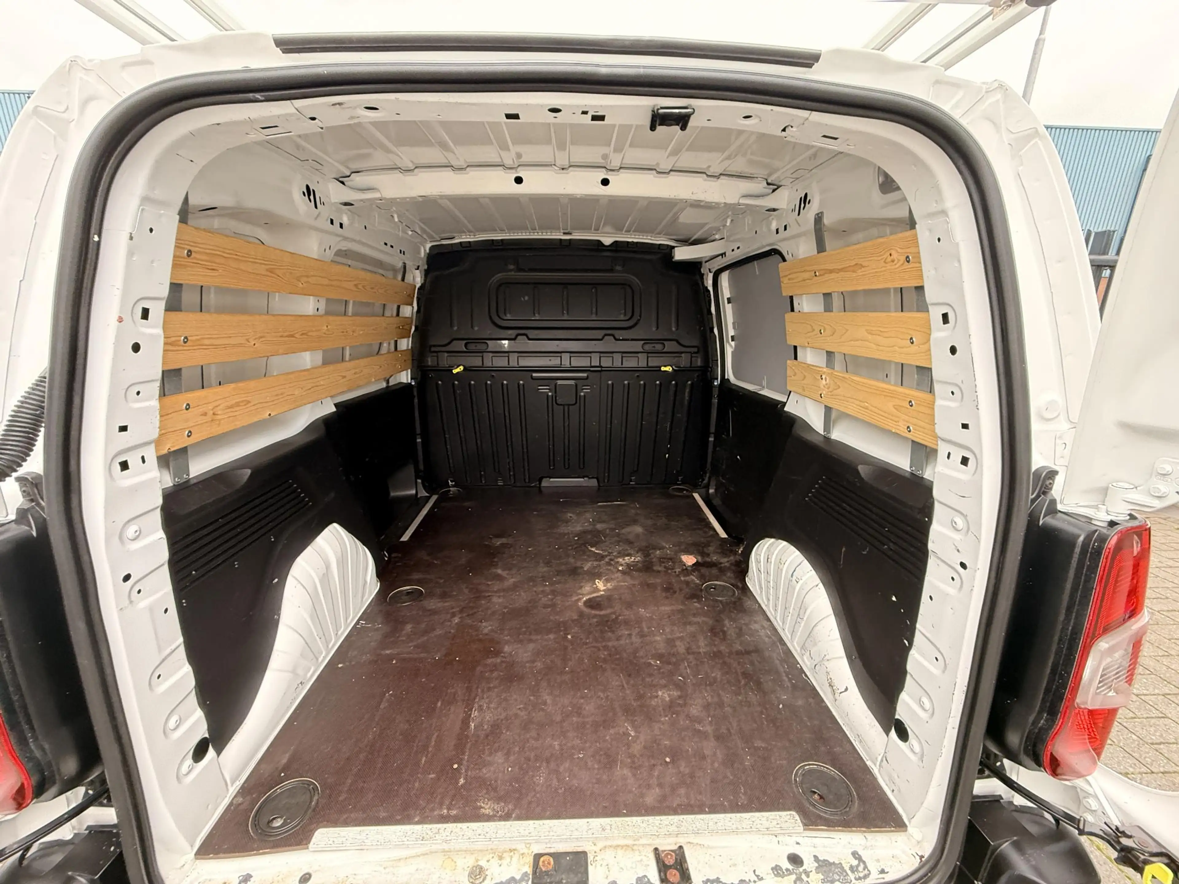 Opel Combo 1.5D L1H1 Edition 3-Zitplaatsen Imperiaal Airco Ap — photo 11