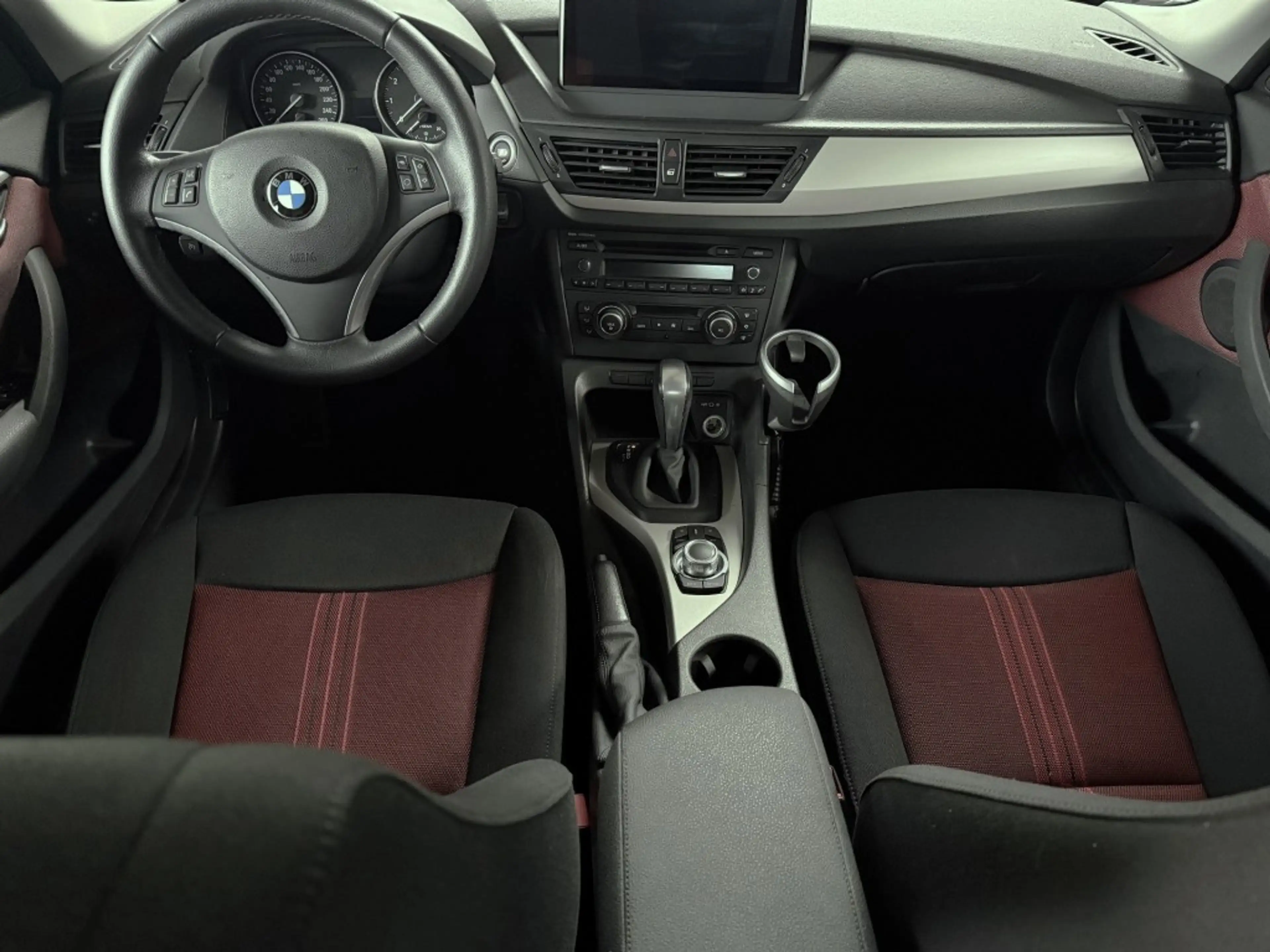 BMW X1 1.8i Automaat S-Drive Navigatie Apple carplay trek — photo 2