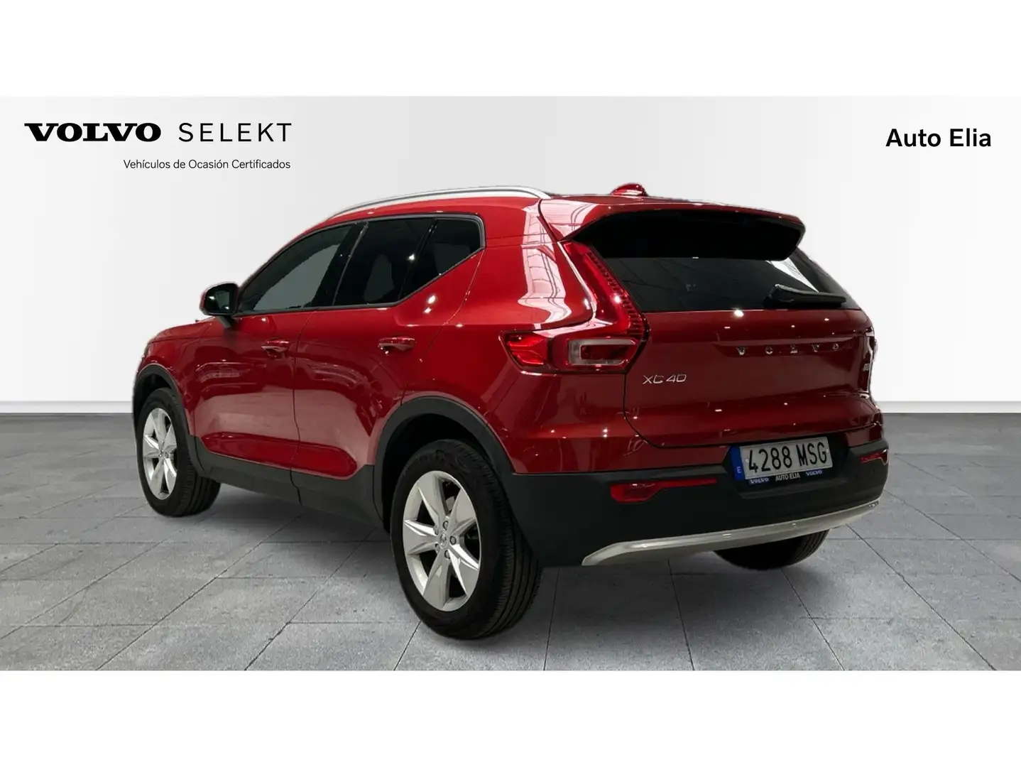 Volvo XC40 B3 Core Aut. Rojo - 2