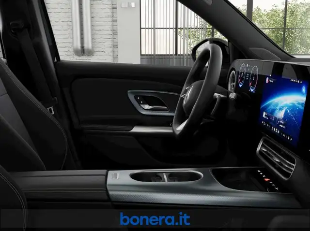 Mercedes-Benz GLB view 7