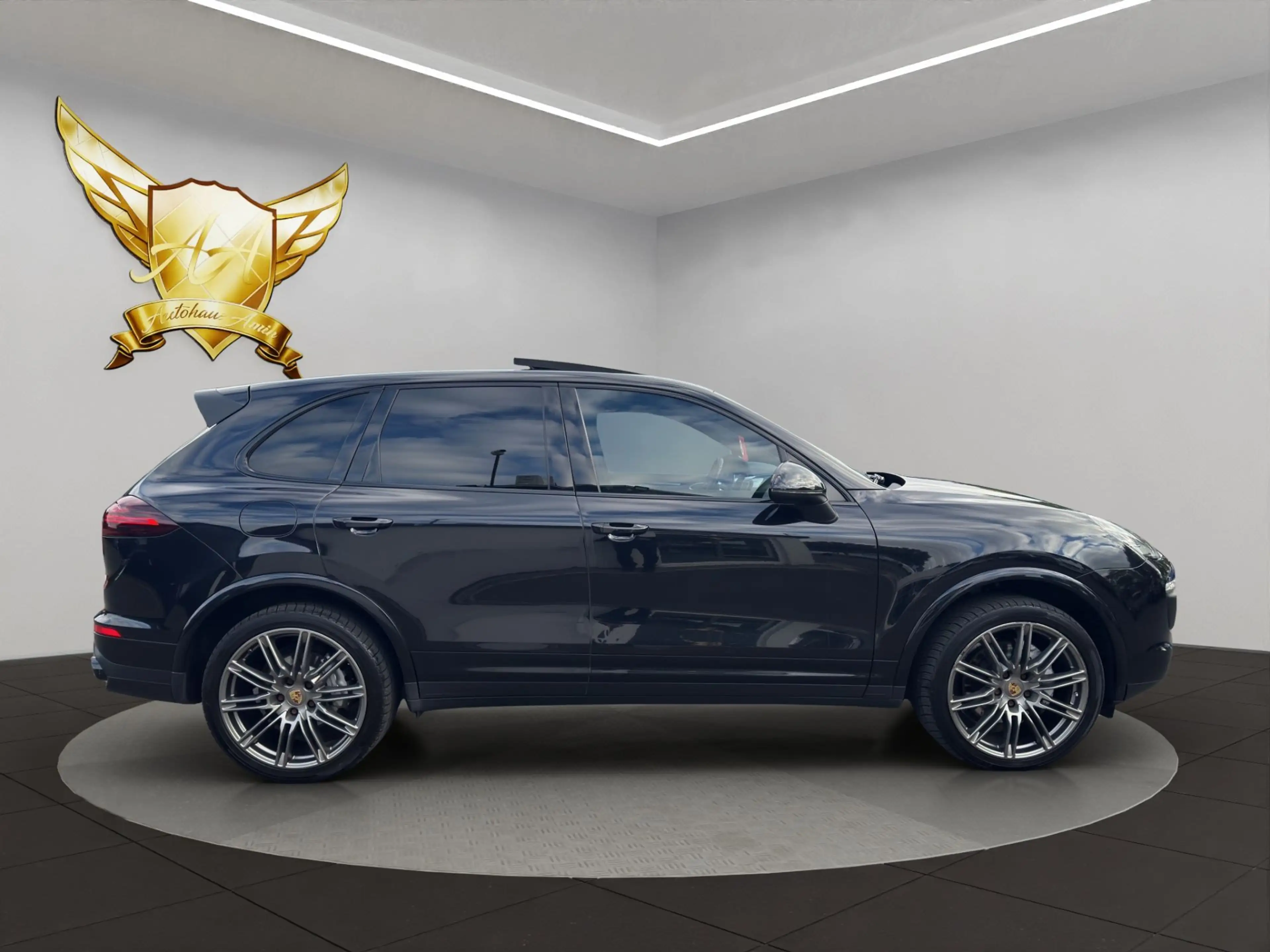 Porsche Cayenne S Diesel Platinum Edition — photo 6