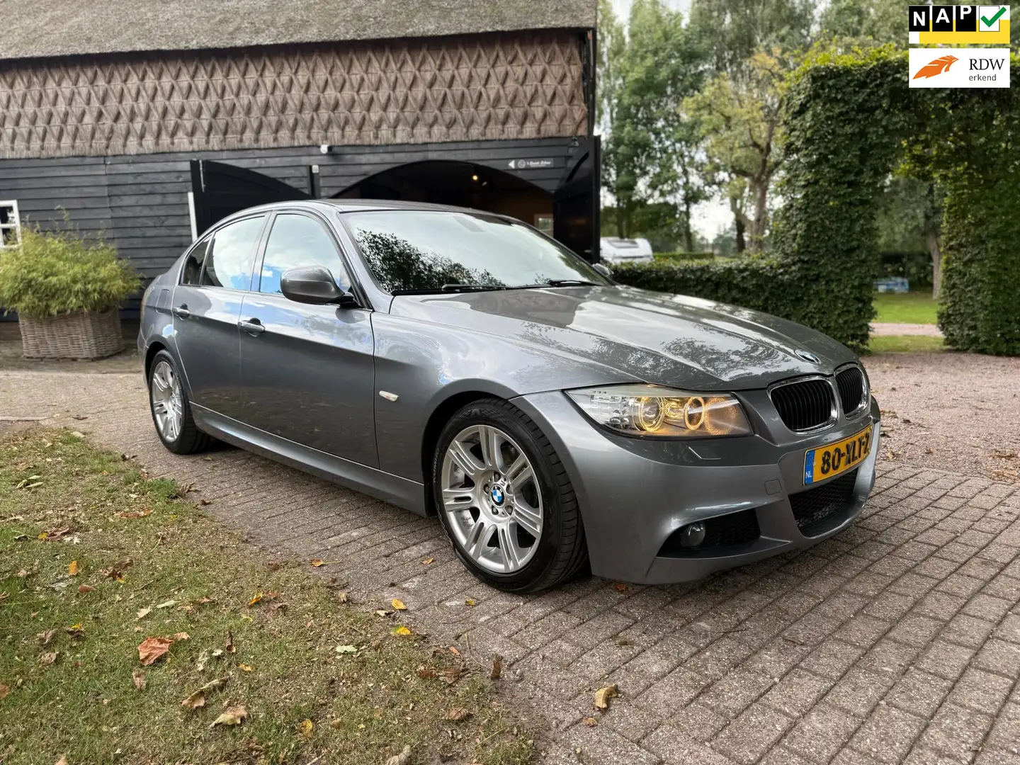 BMW 318 3-serie 318i Corporate Lease M Sport Edition-Airco Grijs - 1