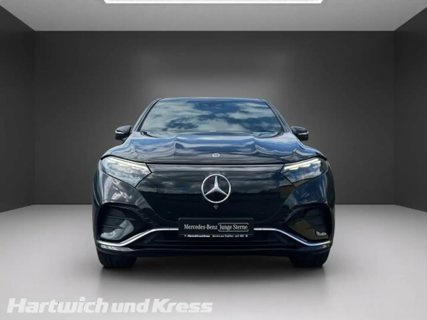 Mercedes-Benz EQS SUV EQS 450+ SUV AMG Line Premium Plus+AHK+Fond-Tablet+Guards360°+Digital-Light+ Schwarz - 2