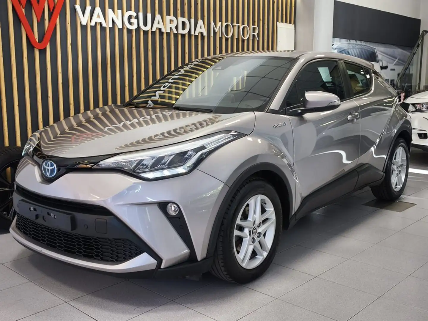 Toyota C-HR 1.8 125H Advance Gris - 2