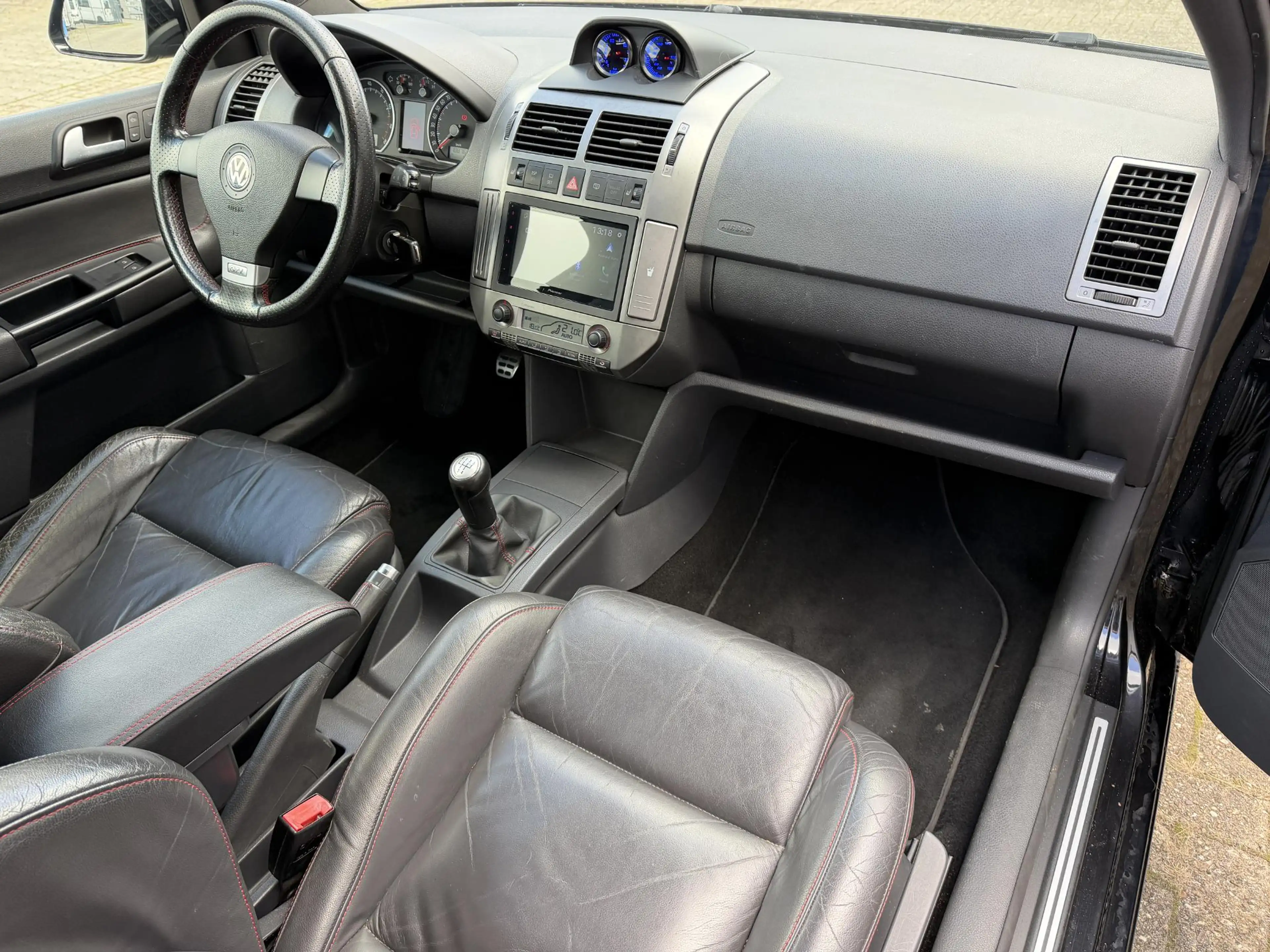 Volkswagen Polo GTI 1.8 Cup Edition | Schuifdak | Leer | Navi | Apple — photo 15