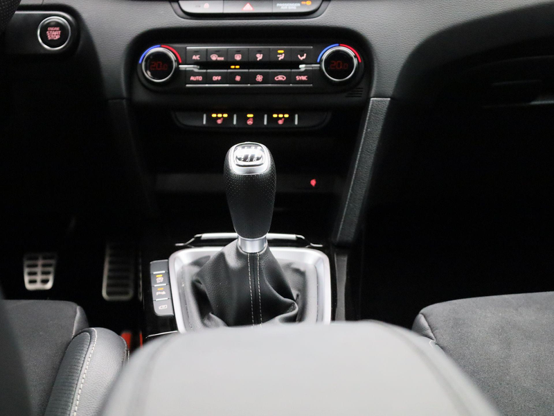 Kia ProCeed / pro_cee'd 1.0 T-GDi GT-Line | Navigatie | Half leder | Apple — photo 11