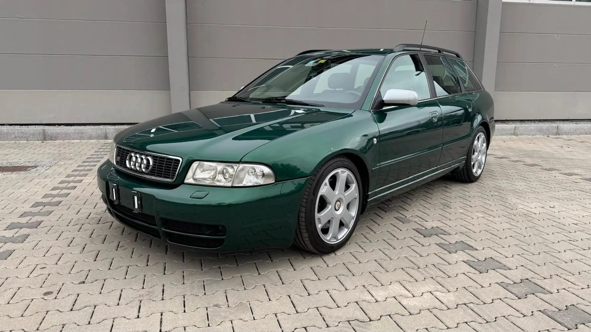 Audi S4 2.7 Avant quattro / Lack NEU, Turbos NEU Grün - 2