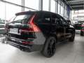 Volvo XC60 B5 AWD Plus Black Edition Schwarz - thumbnail 4