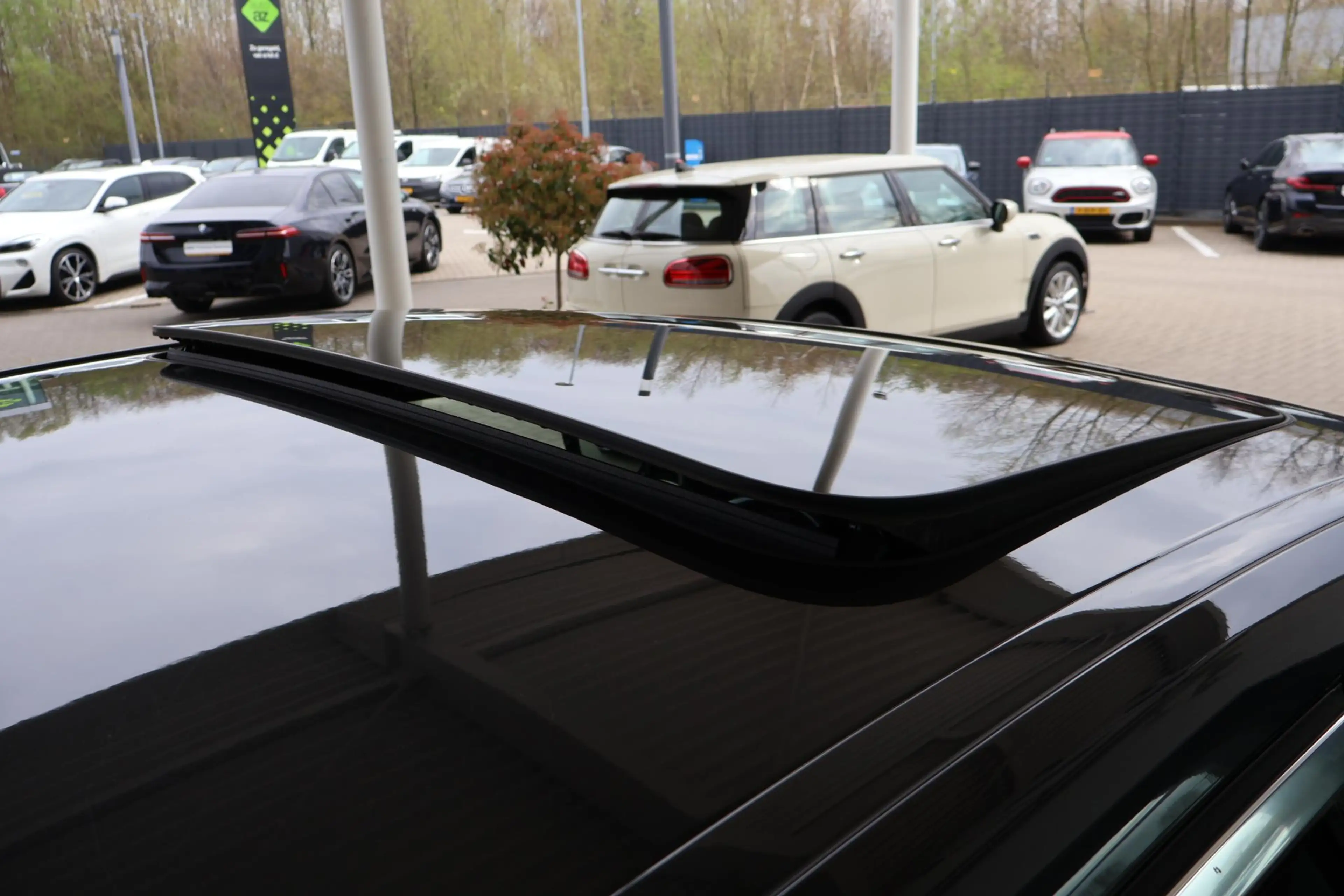 BMW 545 5 Serie 545e xDrive | M Sport | Panorama Dak | Sto — photo 11