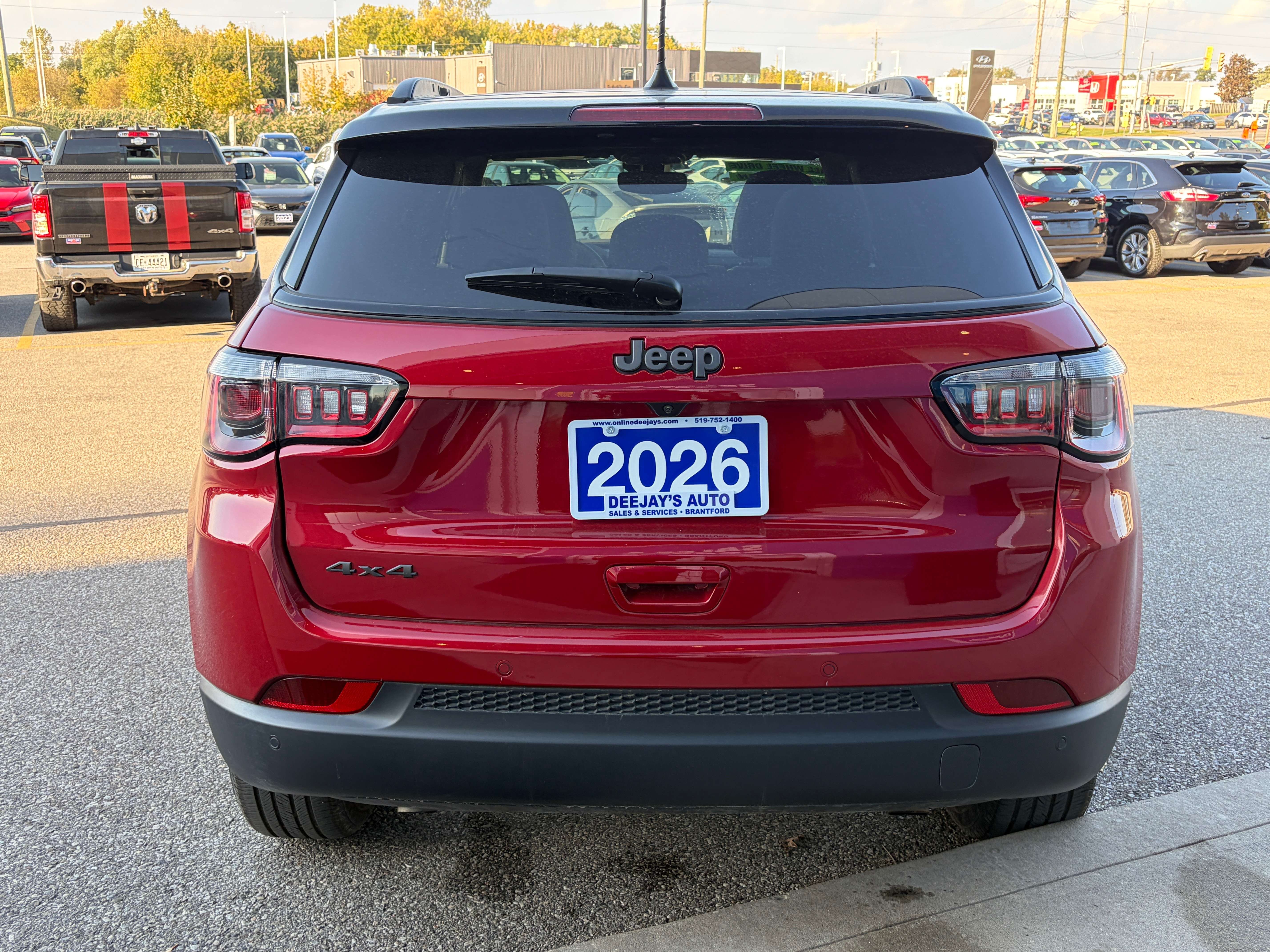 2026 Jeep Compass Limited AWD | NAV | Clean Carfax — photo 2