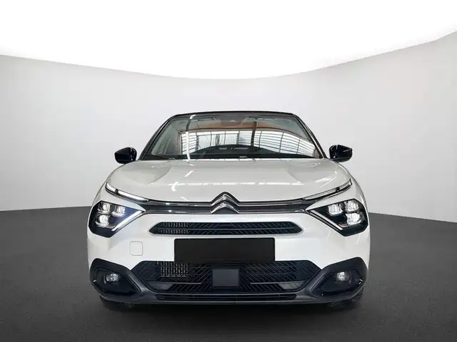 Citroen C4 view 2
