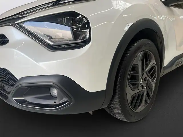 Citroen C4 view 9