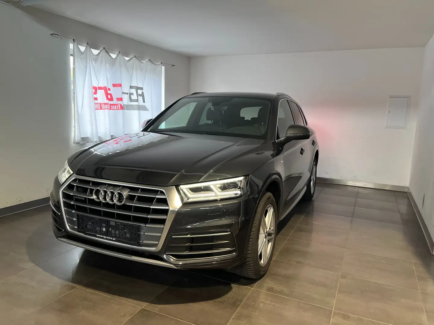Audi Q5 35 TDI quattro sport AHK VIRTUAL LED Grau - 2