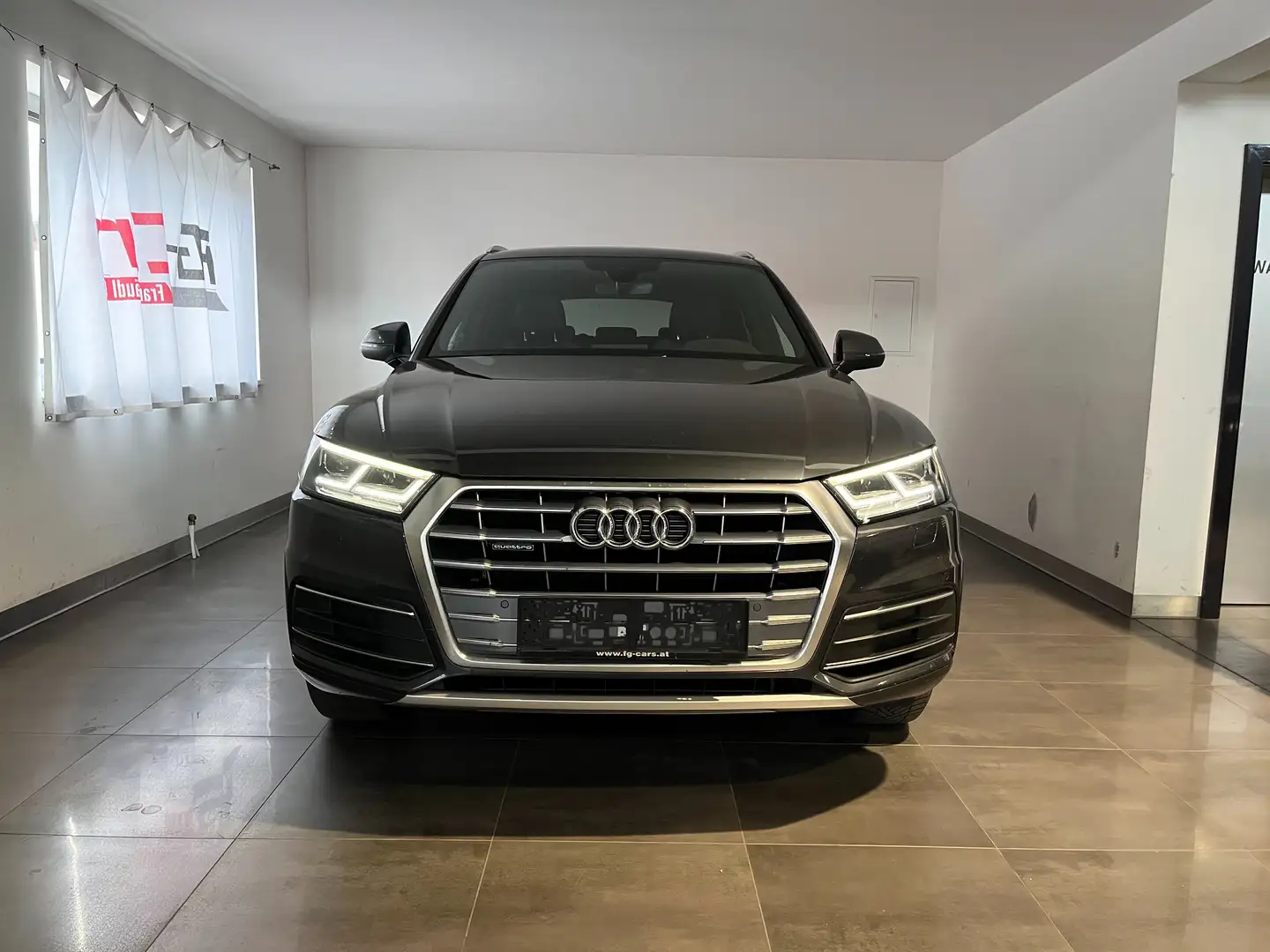 Audi Q5 35 TDI quattro sport AHK VIRTUAL LED Grau - 1