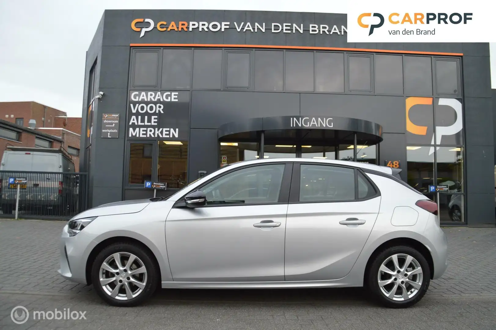 Opel Corsa 1.2 Edition Gris - 2