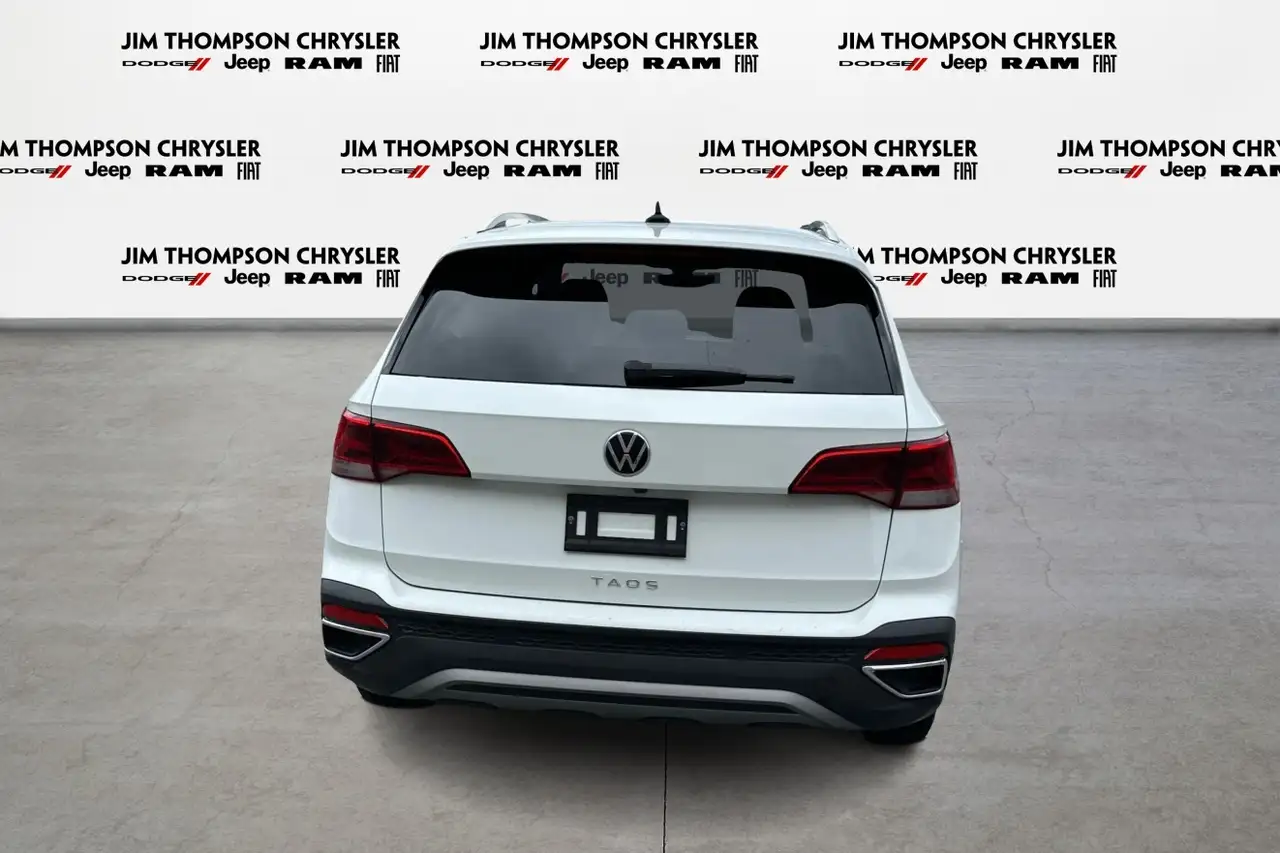 Volkswagen Taos снимка Volkswagen Taos