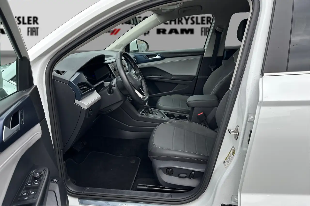 Volkswagen Taos снимка Volkswagen Taos