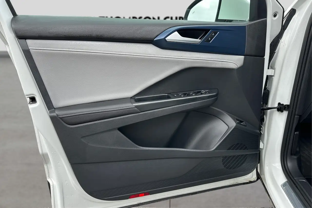 Volkswagen Taos снимка Volkswagen Taos