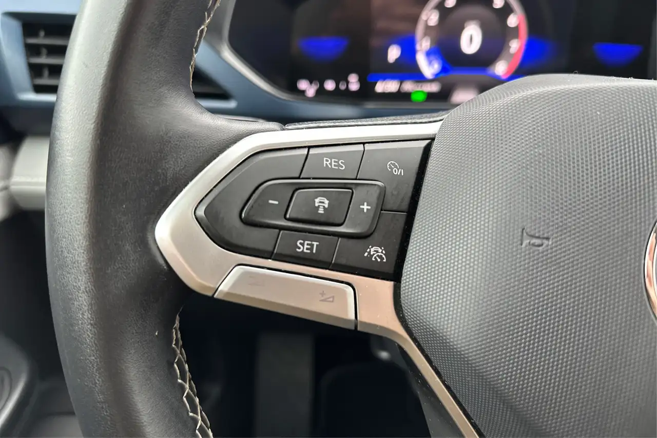 Volkswagen Taos снимка Volkswagen Taos