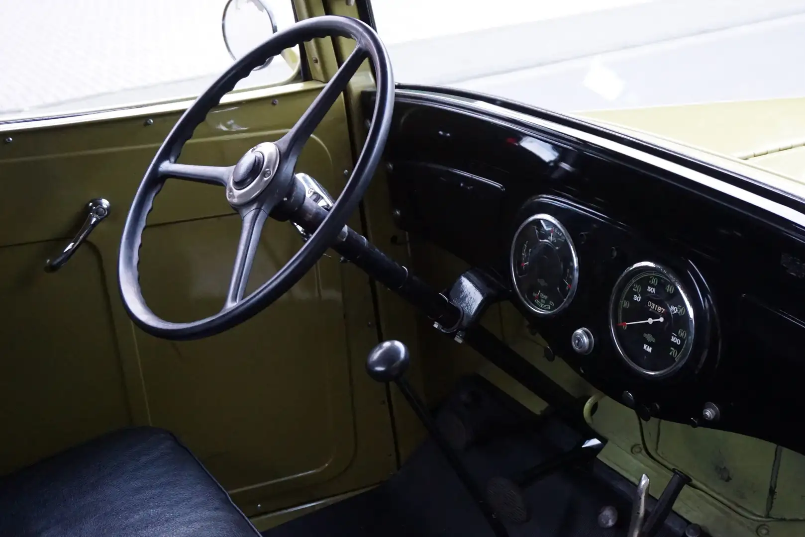 Oldtimer IHC Pickup C1, 1/2-Ton Truck, TÜV & H International Grün - 2