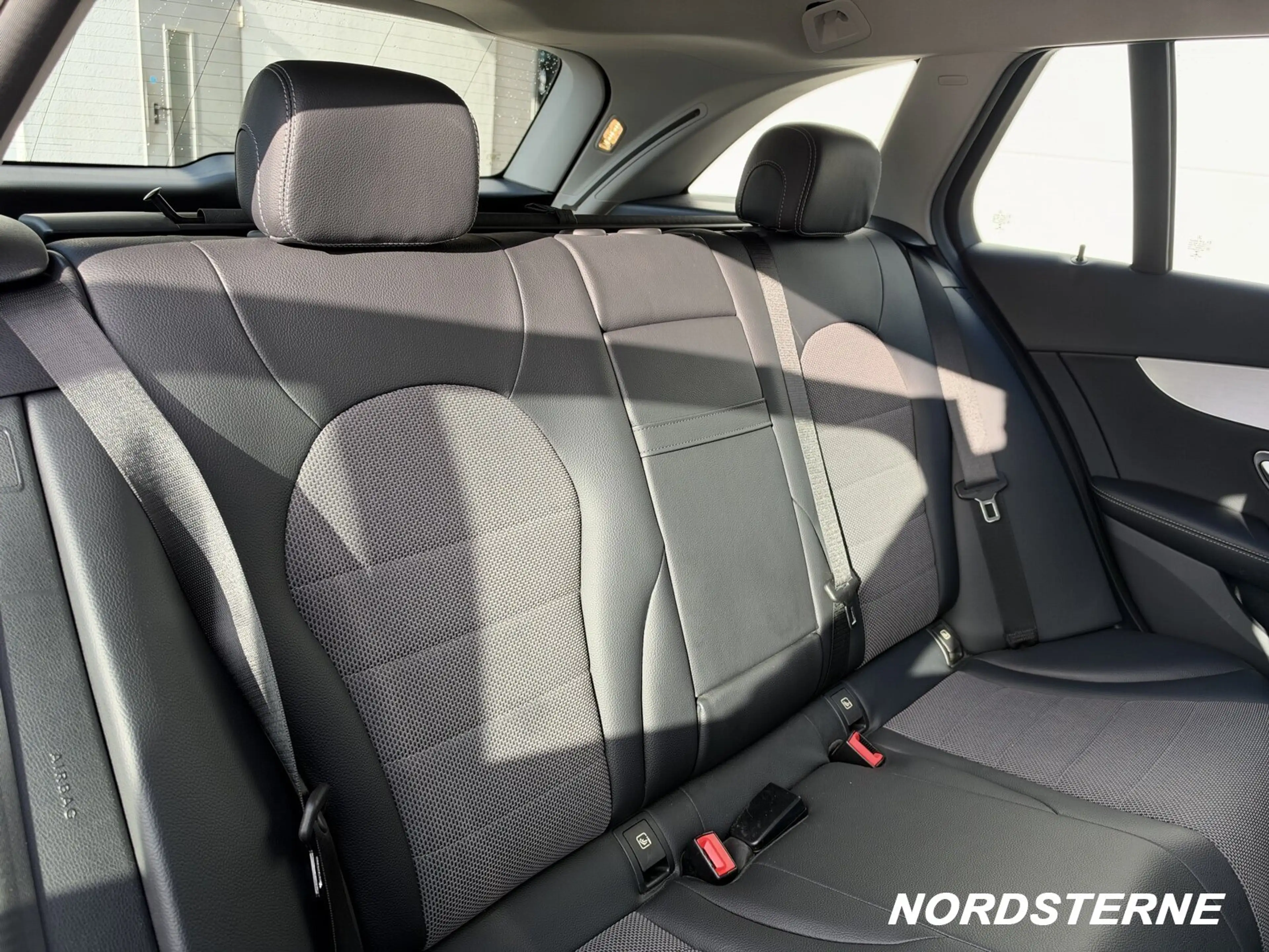 Mercedes-Benz C 220 C 220 d T-Modell Kamera Comand Spurpaket AHK — photo 8