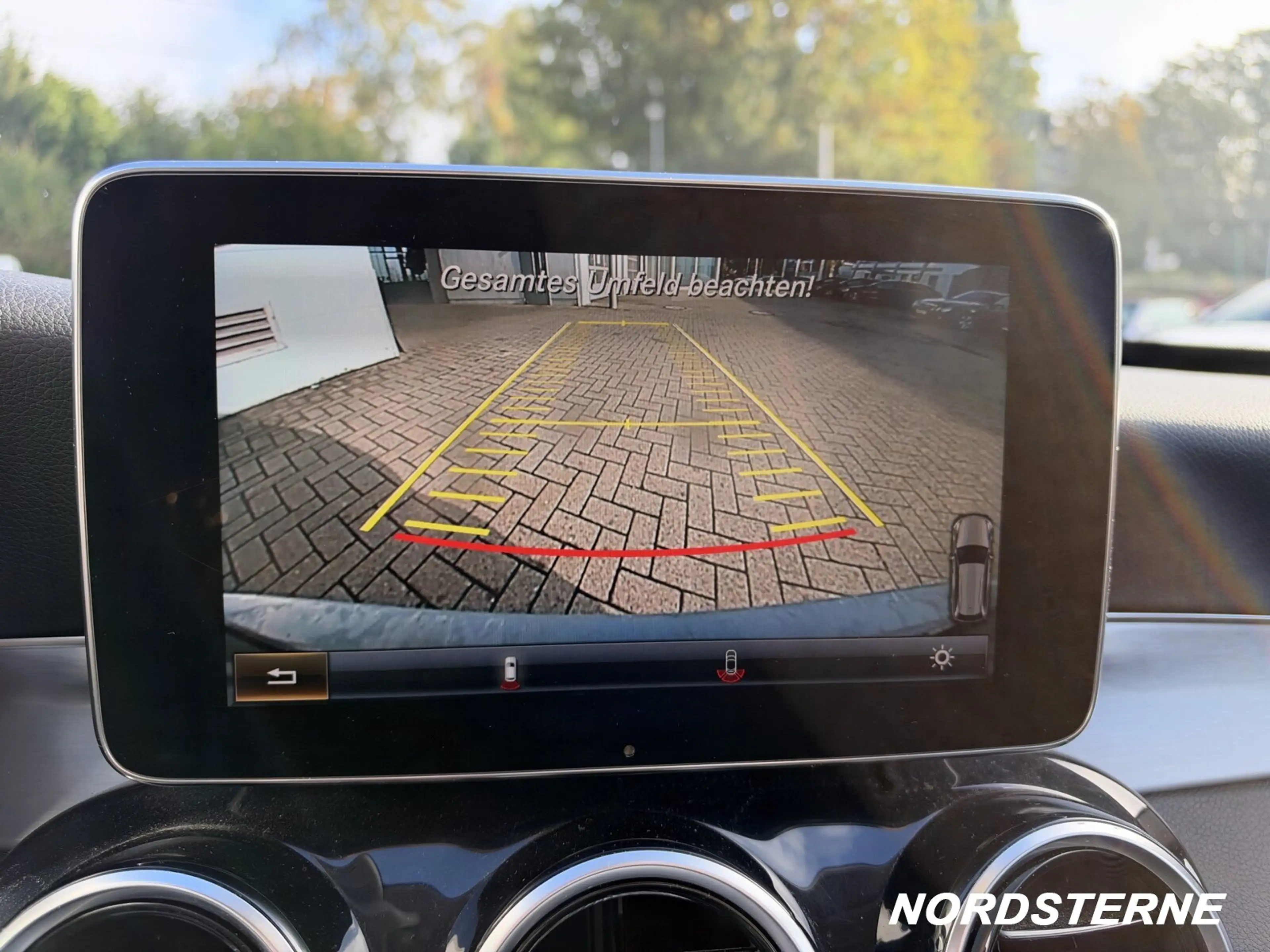 Mercedes-Benz C 220 C 220 d T-Modell Kamera Comand Spurpaket AHK — photo 12