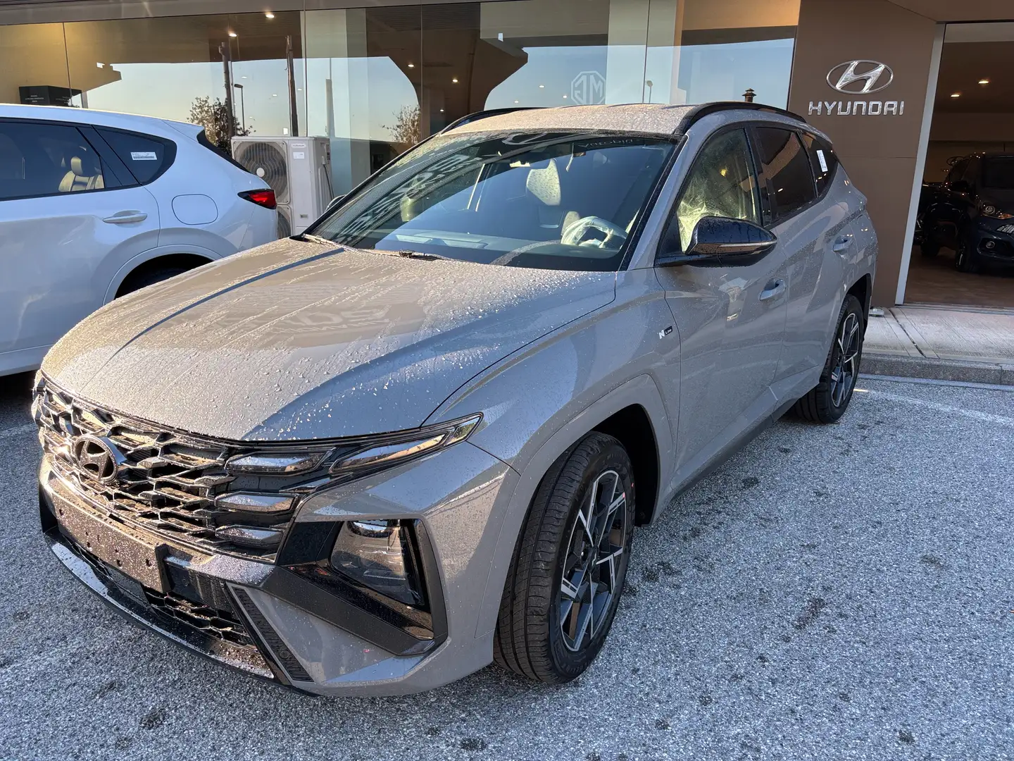 Hyundai TUCSON 1.6 Full Hybrid 215cv N-line KM ZERO Grigio - 1