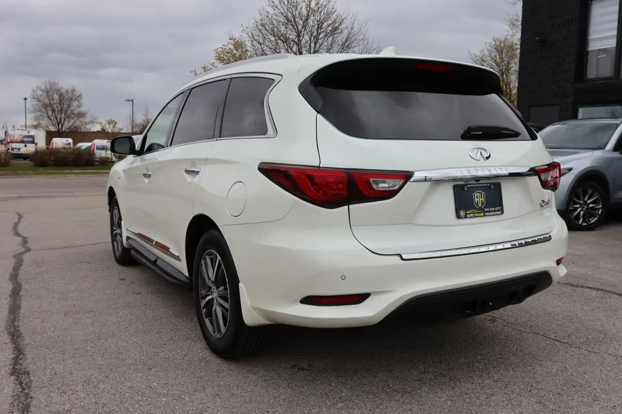 Infiniti QX60 снимка Infiniti QX60