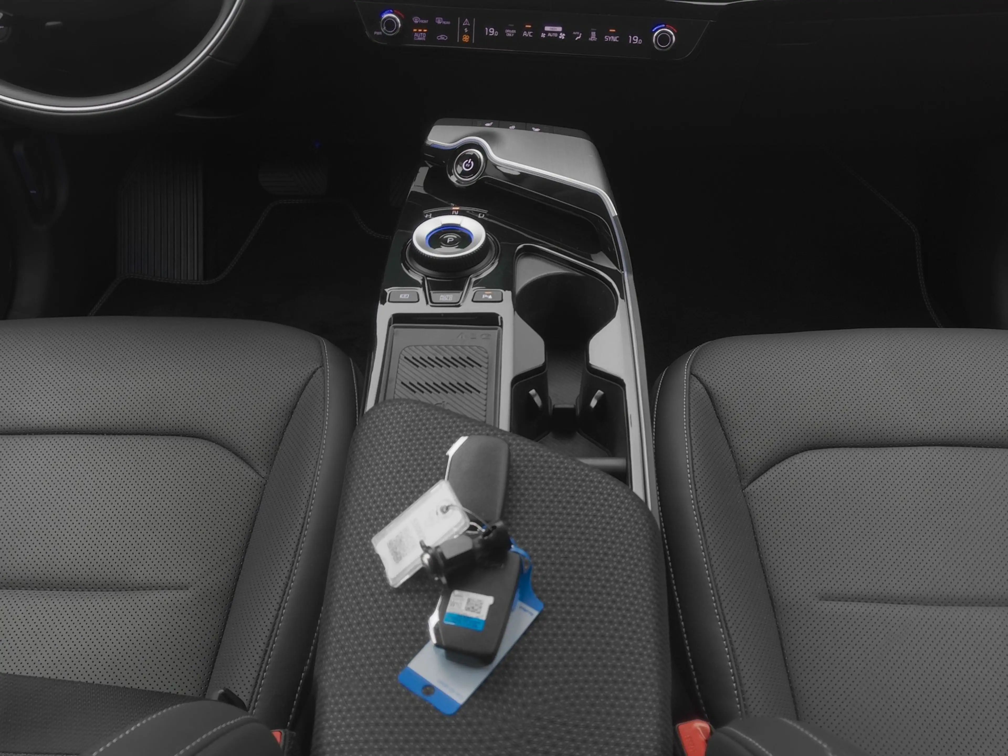 Kia EV6 Plus 77.4 kWh | CAMERA | ADAPTIVE | MEMORY | STOEL — photo 13