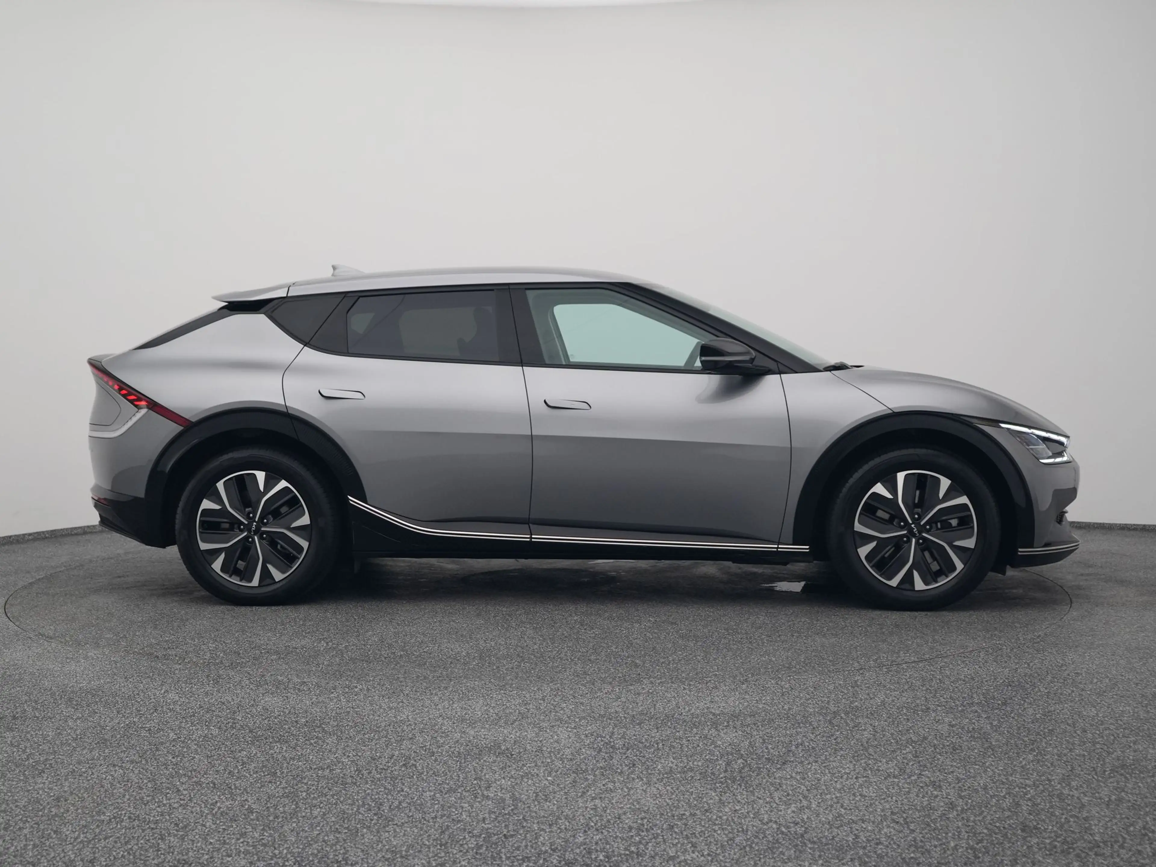 Kia EV6 Plus 77.4 kWh | CAMERA | ADAPTIVE | MEMORY | STOEL — photo 15