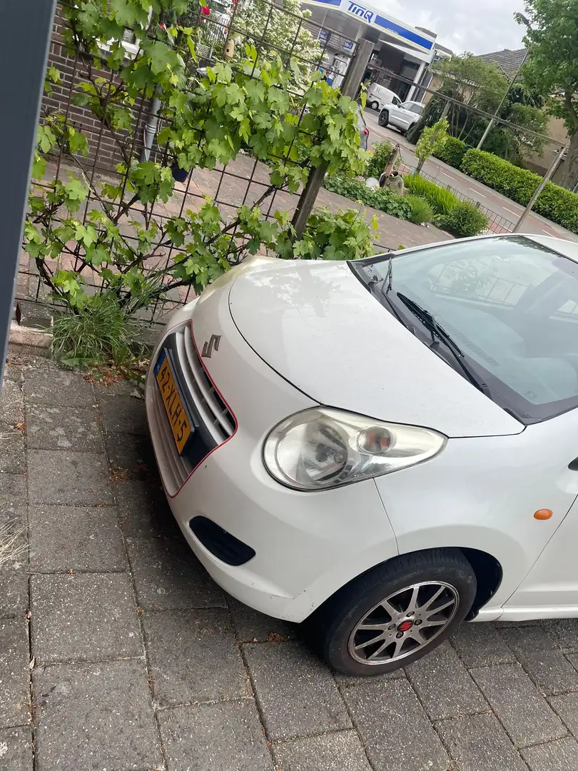 Suzuki Alto 1.0 Comfort Plus White - 2