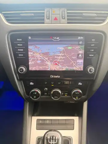 Skoda Octavia view 14
