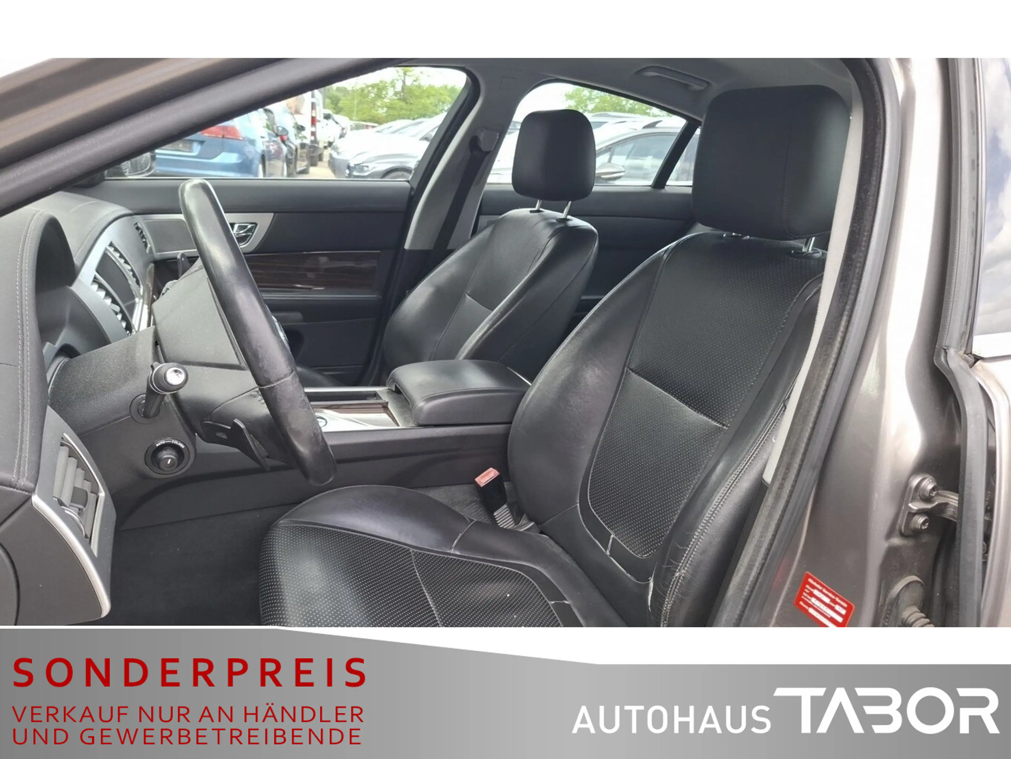 Jaguar XF 3.0 D V6 Aut. Leder Navi Kamera PDC SHZ Xenon — photo 7